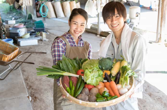 農家の夫婦