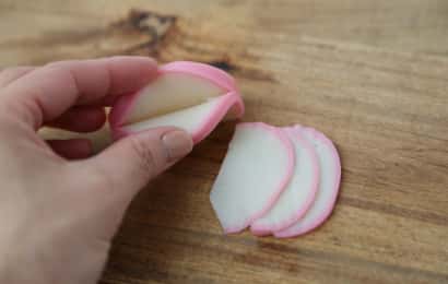 ひな祭りのメニューを華やかに 桃の節句を彩る 野菜やかまぼこの飾り切りの作り方 農業 ガーデニング 園芸 家庭菜園マガジン Agri Pick